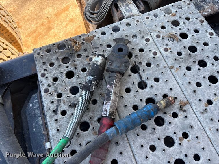 image for item EA7946 2008 Freightliner CL120 semi truck