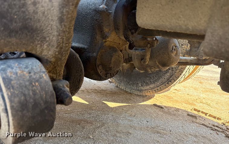 image for item EA7946 2008 Freightliner CL120 semi truck