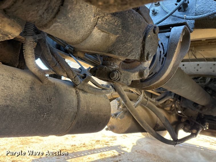 image for item EA7946 2008 Freightliner CL120 semi truck