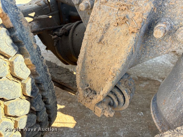 image for item EA7946 2008 Freightliner CL120 semi truck