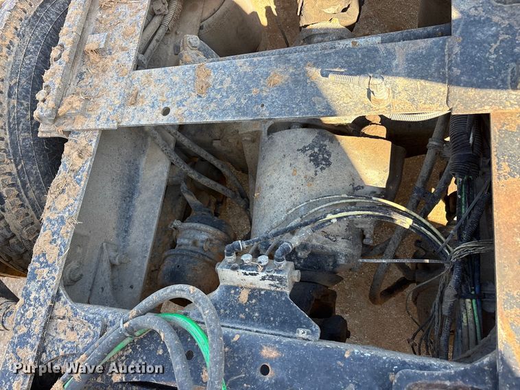 image for item EA7946 2008 Freightliner CL120 semi truck