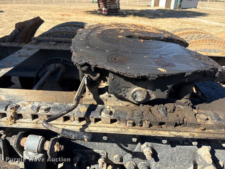 image for item EA7946 2008 Freightliner CL120 semi truck