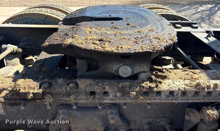 image for item EA7946 2008 Freightliner CL120 semi truck