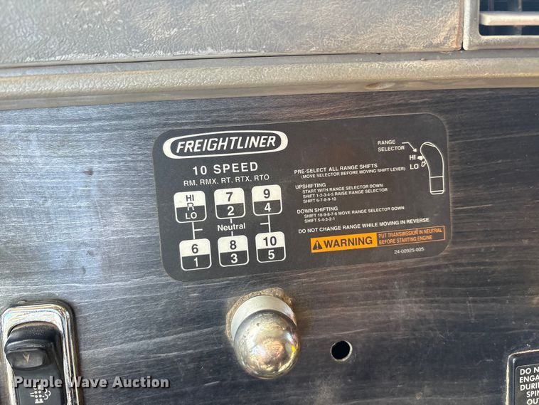 image for item EA7946 2008 Freightliner CL120 semi truck