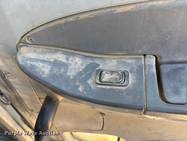 image for item EA7946 2008 Freightliner CL120 semi truck