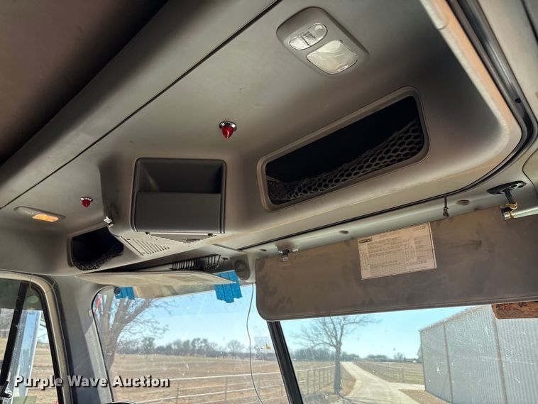 image for item EA7946 2008 Freightliner CL120 semi truck