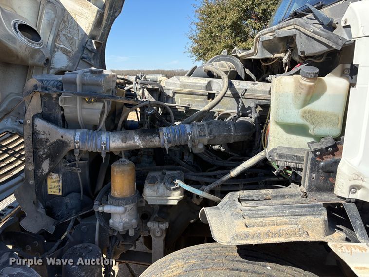 image for item EA7946 2008 Freightliner CL120 semi truck