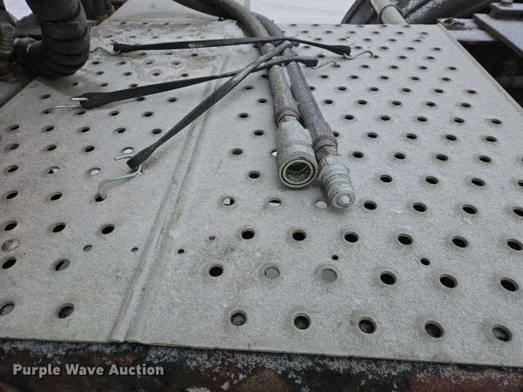 image for item EB1279 2015 Freightliner Cascadia semi truck