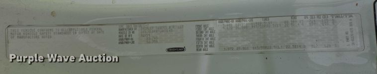 image for item EB1279 2015 Freightliner Cascadia semi truck