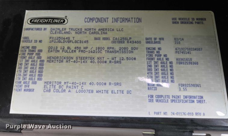 image for item EB1279 2015 Freightliner Cascadia semi truck