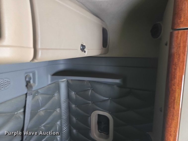 image for item EB1280 2015 Freightliner Cascadia semi truck