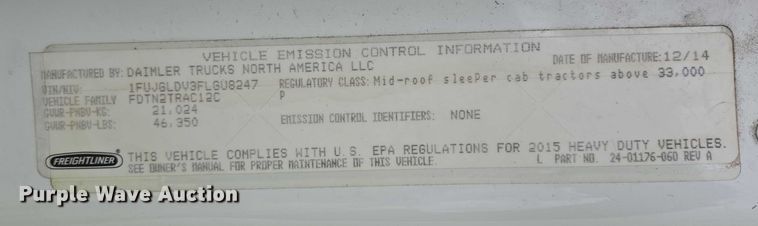 image for item EB1280 2015 Freightliner Cascadia semi truck