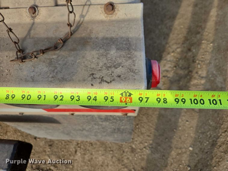 image for item EB1376 1998 Beall BAST-120-4-SB tank trailer