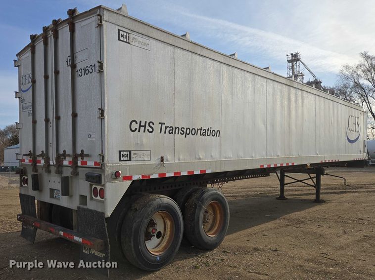 image for item EB1378 2014 CEI Pacer AT65 feed delivery trailer