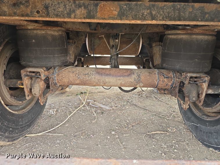 image for item EB1378 2014 CEI Pacer AT65 feed delivery trailer