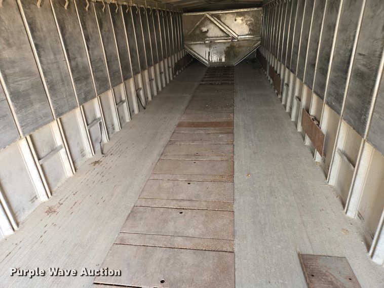 image for item EB1378 2014 CEI Pacer AT65 feed delivery trailer