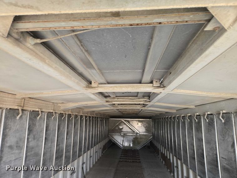 image for item EB1378 2014 CEI Pacer AT65 feed delivery trailer