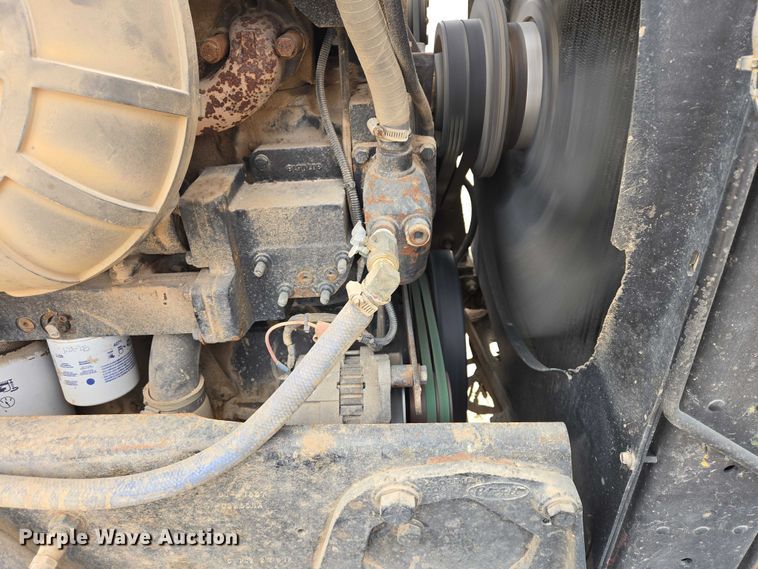 image for item EB1381 1996 Peterbilt 378 truck cab and chassis