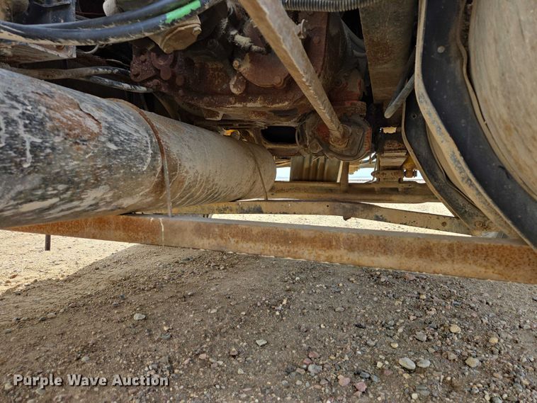 image for item EB1382 1998 International 9100 truck cab and chassis