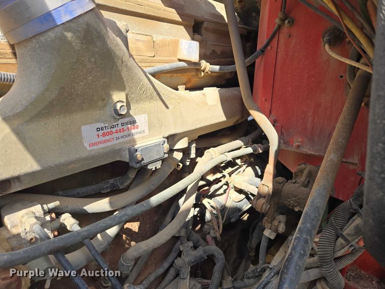 image for item EB1382 1998 International 9100 truck cab and chassis