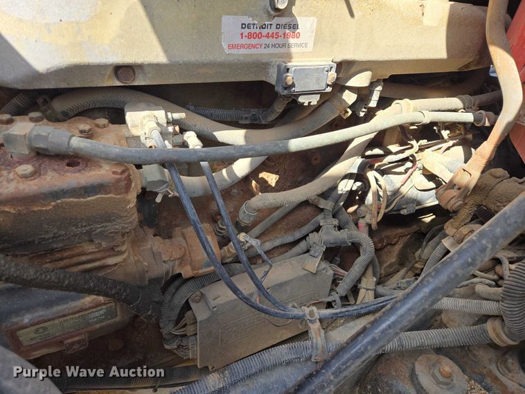 image for item EB1382 1998 International 9100 truck cab and chassis