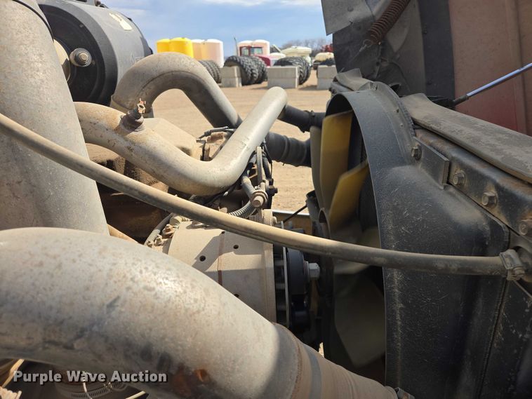 image for item EB1382 1998 International 9100 truck cab and chassis