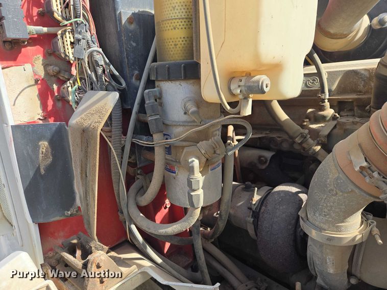 image for item EB1382 1998 International 9100 truck cab and chassis