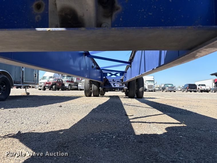 image for item EC8334 2014 Hyundai Translead container trailer