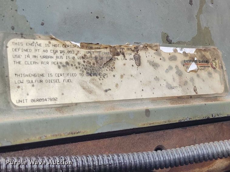 image for item EC8982 2007 Freightliner Columbia semi truck