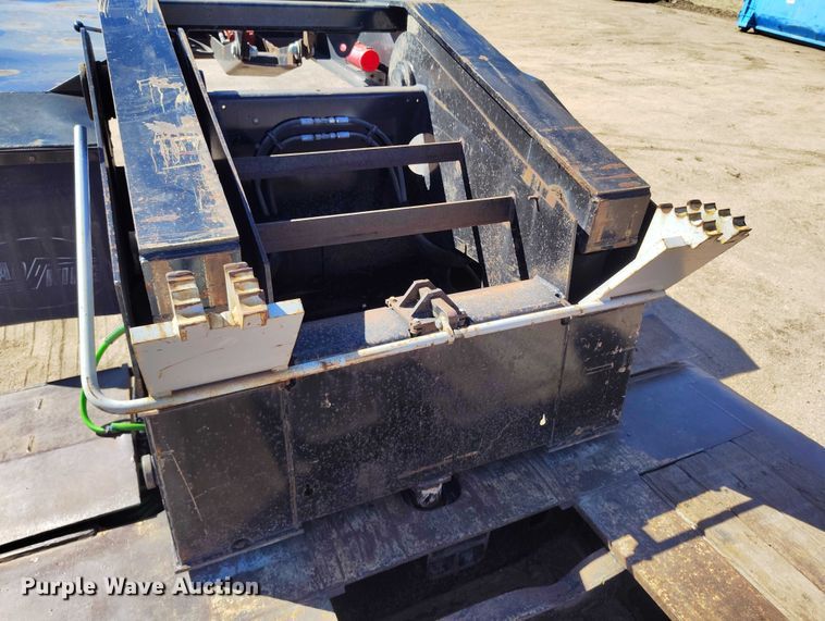 image for item EC8985 2014 Load King 503/604 DDMB lowboy equipment trailer