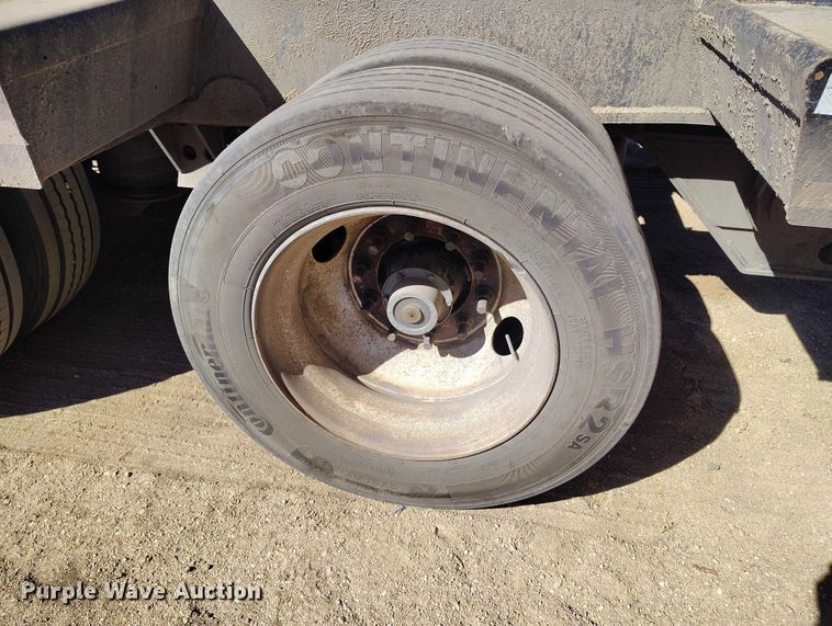 image for item EC8985 2014 Load King 503/604 DDMB lowboy equipment trailer