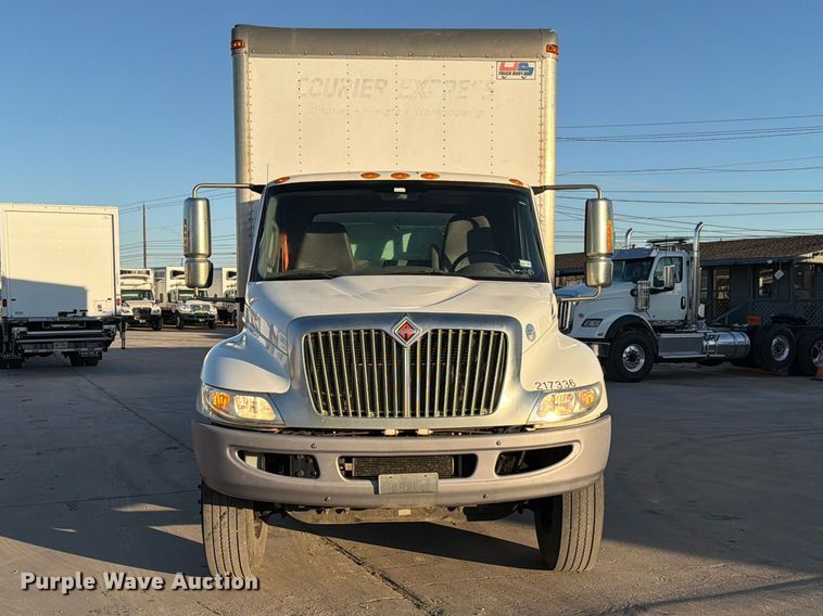 image for item ED5145 2017 International DuraStar 4300 box truck