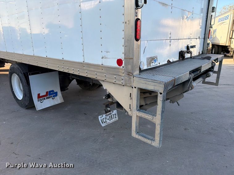 image for item ED5145 2017 International DuraStar 4300 box truck
