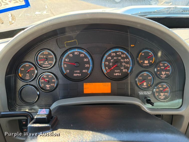 image for item ED5145 2017 International DuraStar 4300 box truck