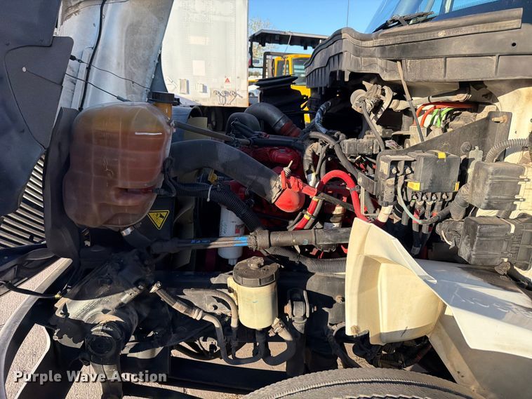 image for item ED5145 2017 International DuraStar 4300 box truck