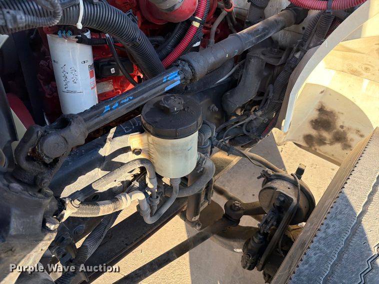 image for item ED5145 2017 International DuraStar 4300 box truck