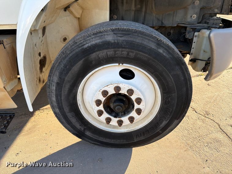 image for item ED5145 2017 International DuraStar 4300 box truck