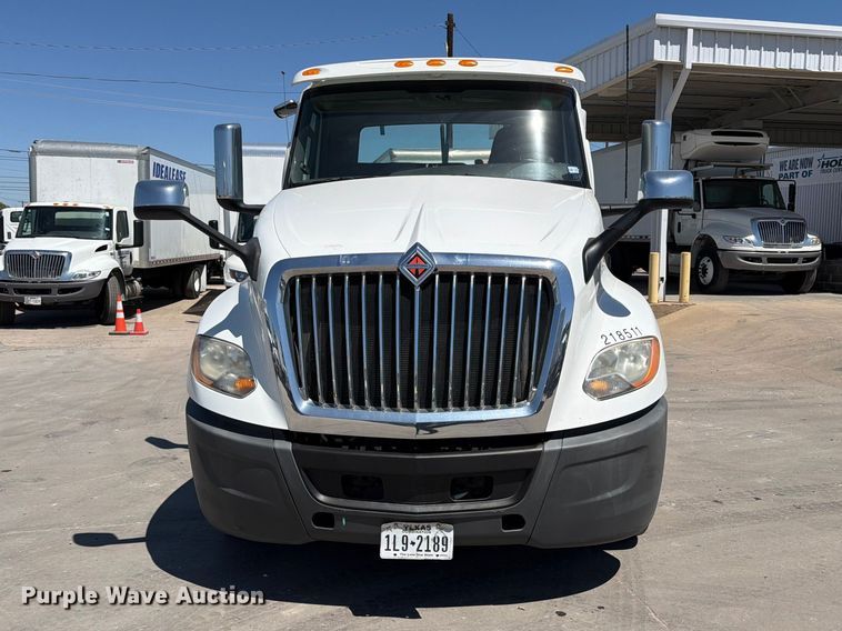 image for item ED5149 2018 International LT625 semi truck