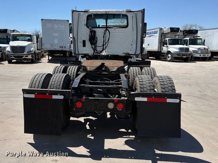 image for item ED5149 2018 International LT625 semi truck