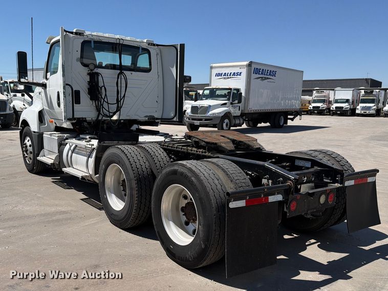 image for item ED5149 2018 International LT625 semi truck