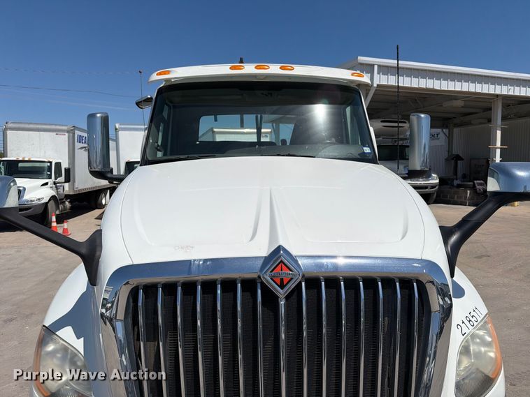 image for item ED5149 2018 International LT625 semi truck