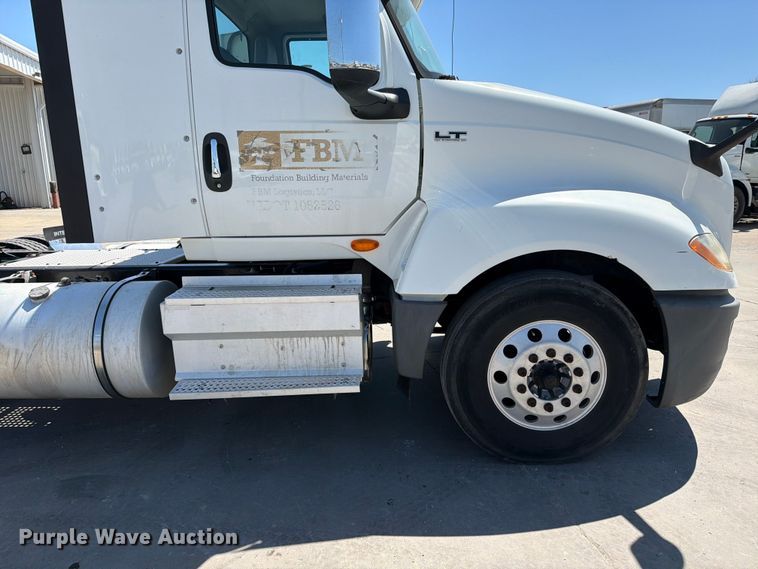 image for item ED5149 2018 International LT625 semi truck