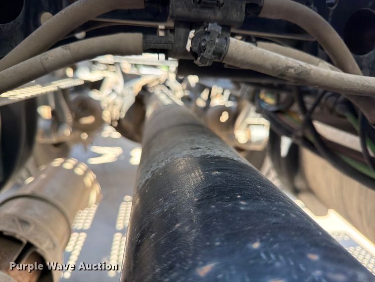 image for item ED5149 2018 International LT625 semi truck