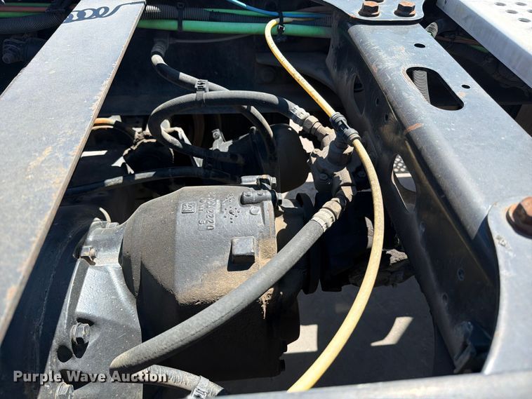 image for item ED5149 2018 International LT625 semi truck