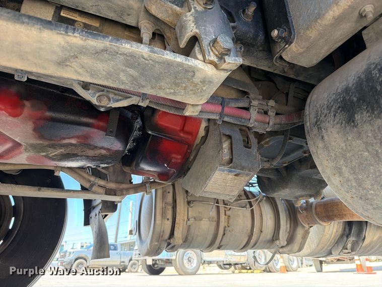 image for item ED5149 2018 International LT625 semi truck