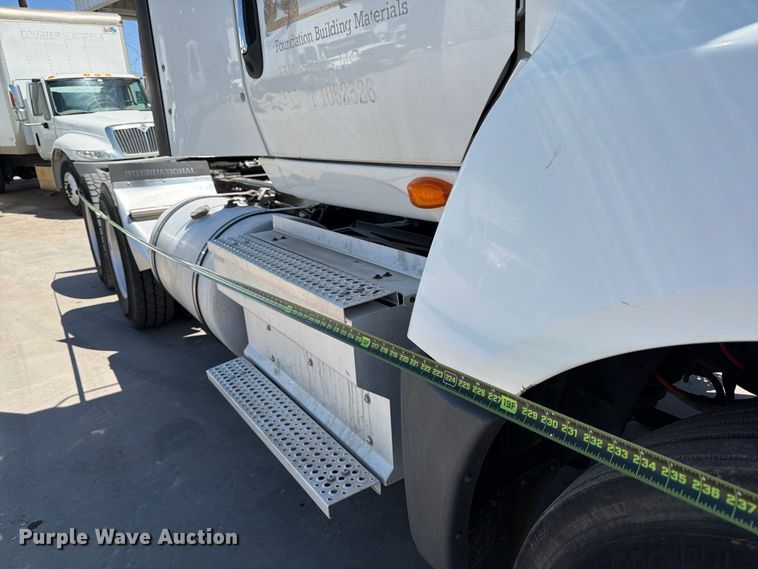 image for item ED5149 2018 International LT625 semi truck