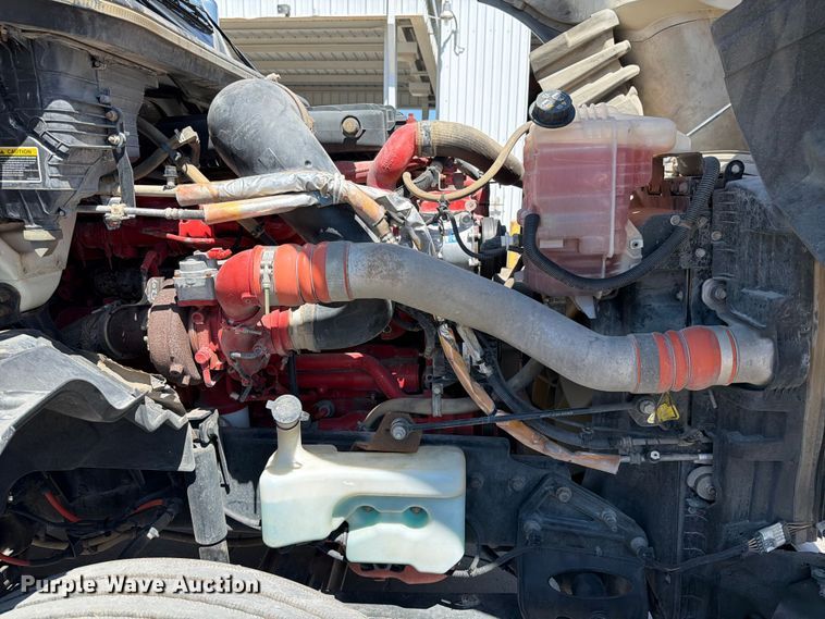 image for item ED5149 2018 International LT625 semi truck