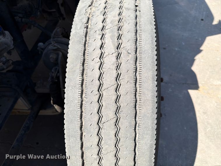 image for item ED5149 2018 International LT625 semi truck