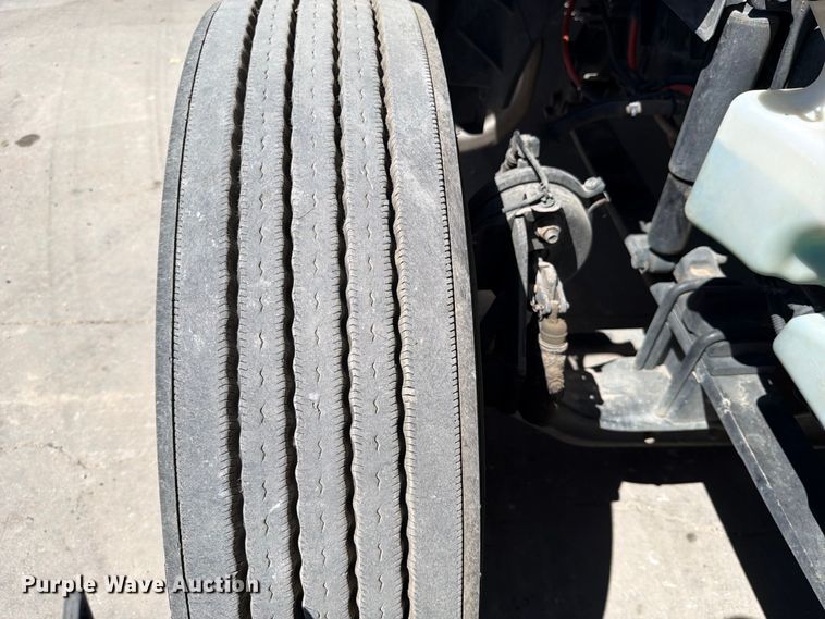 image for item ED5149 2018 International LT625 semi truck