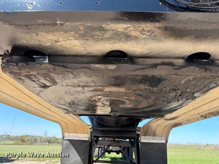 image for item ED5169 2000 Brenner Tank vacuum trailer